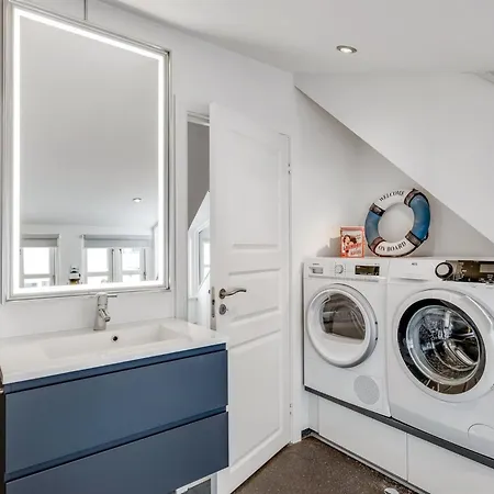 Domi - 200m From The Sea By Interhome *